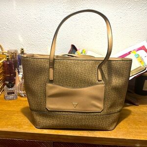 Guess purse